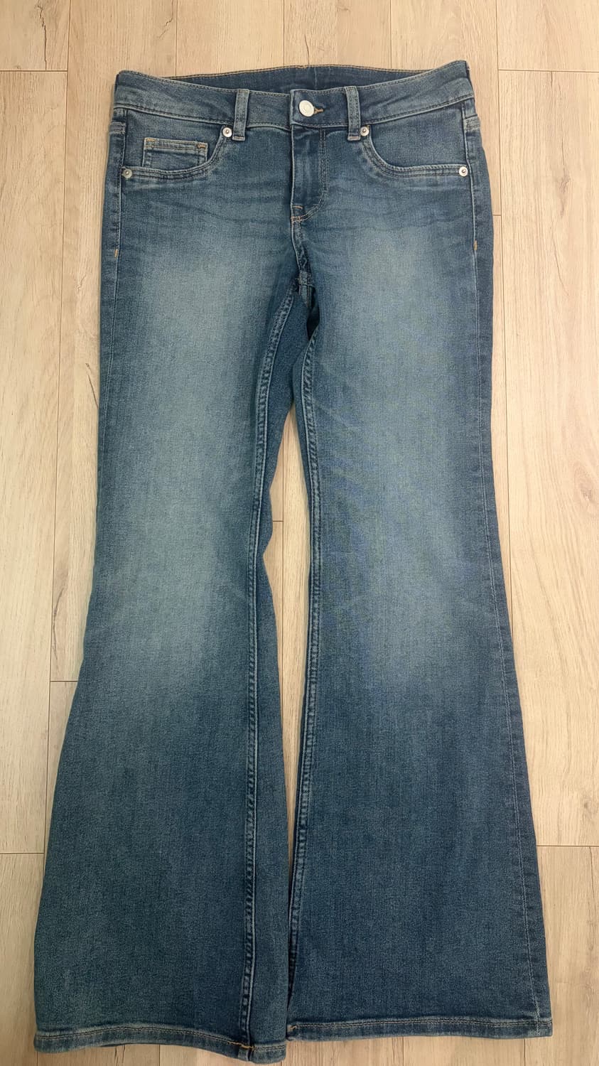 H&M 로우플레어진40 상품이미지1