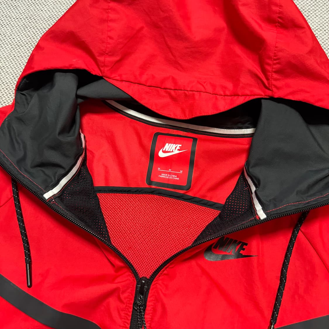 나이키 테크팩 바람막이 자켓 상품이미지2