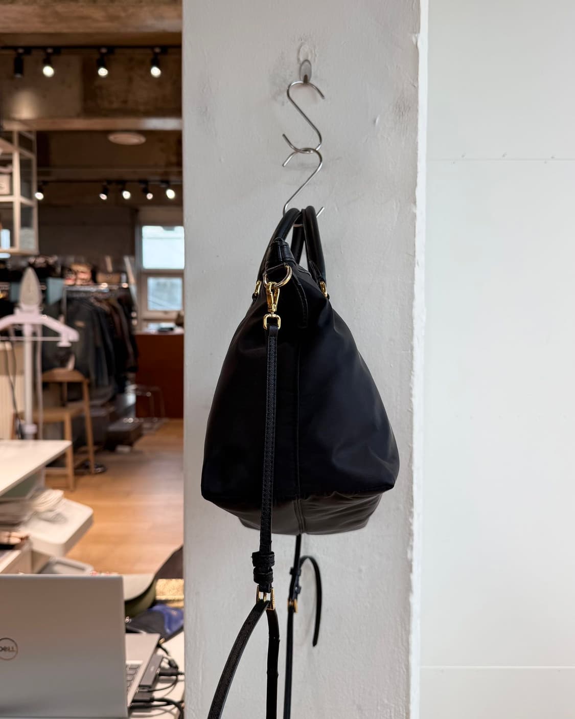 프라다 블랙 테수토 포코노 나일론 2WAY 토트백 상품이미지6