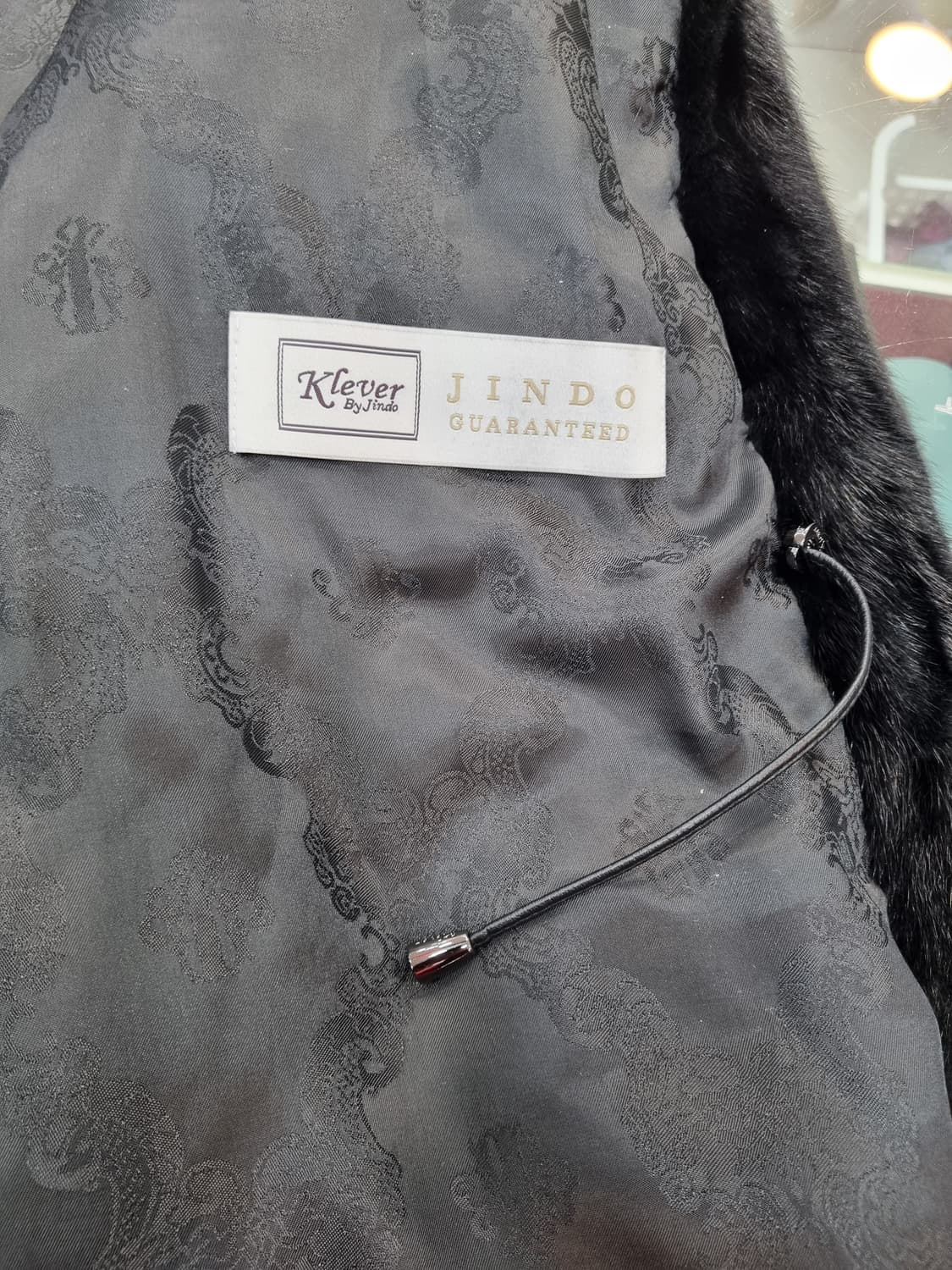 진도 끌레베 블랙 밍크 롱코트 상품이미지5