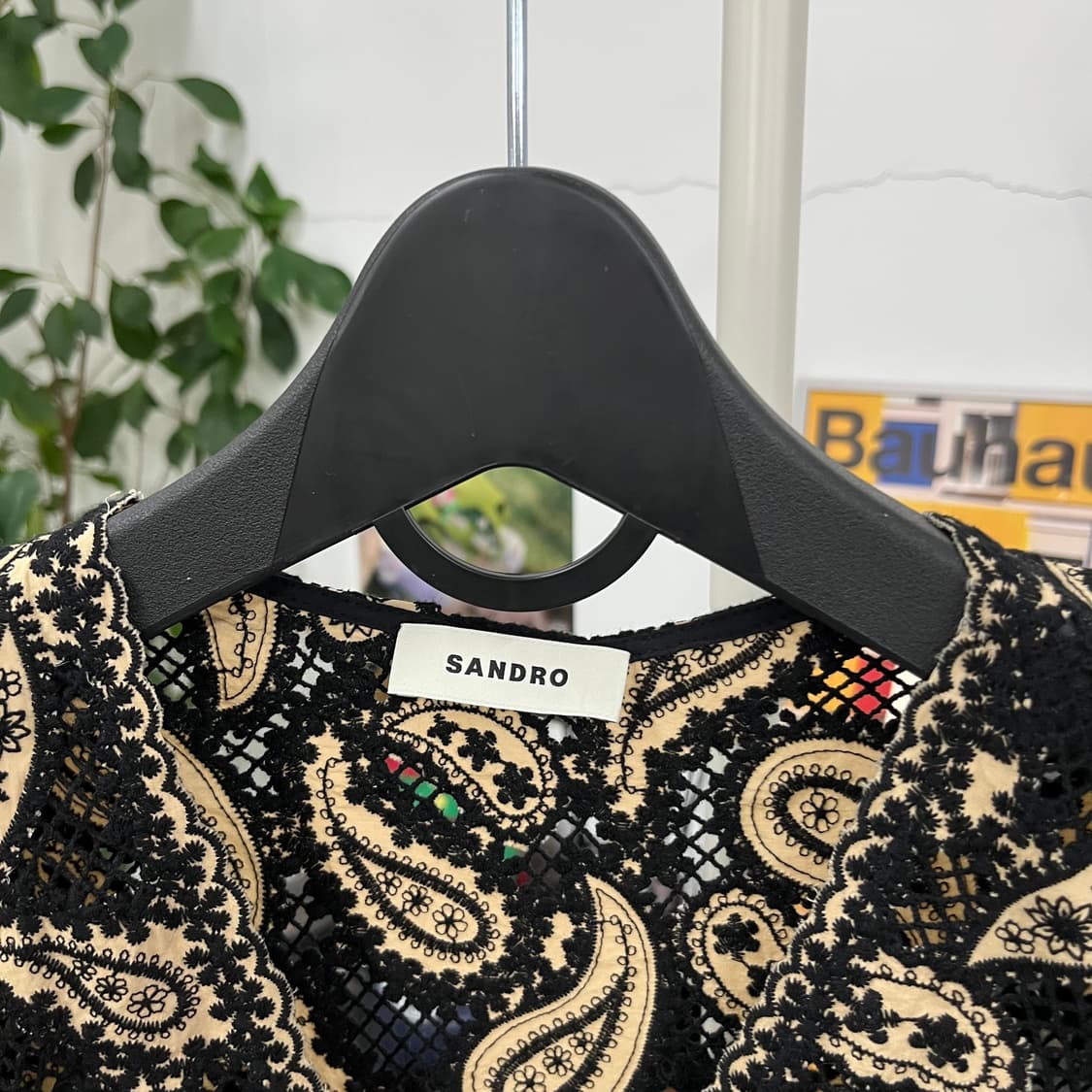 산드로 페이즐리 숄더퍼프 미니 드레스 38 상품이미지3