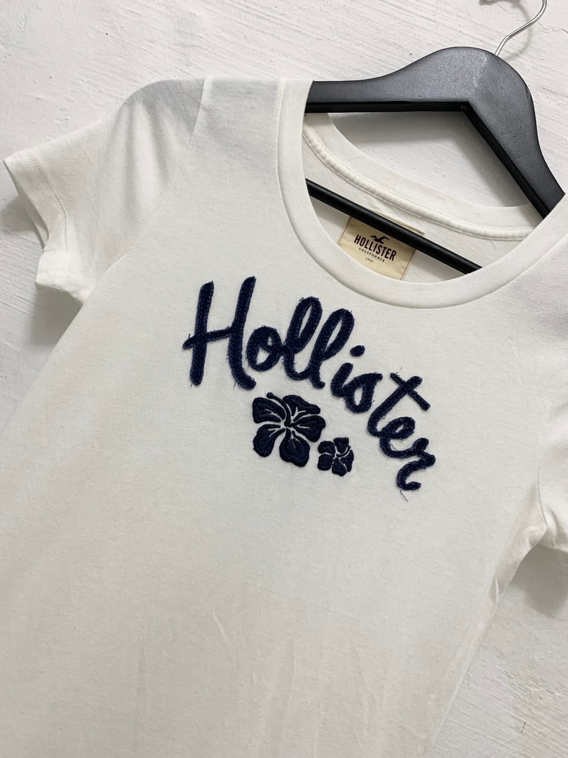 [Hollister] y2k 홀리스터 플라워 자수 반팔 상품이미지4
