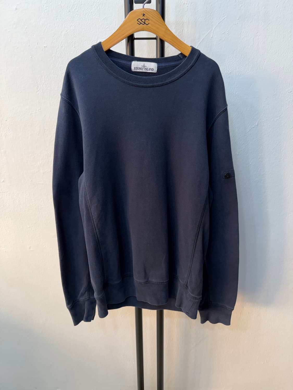 정품) 스톤아일랜드 네이비 맨투맨 티셔츠 M 상품이미지1