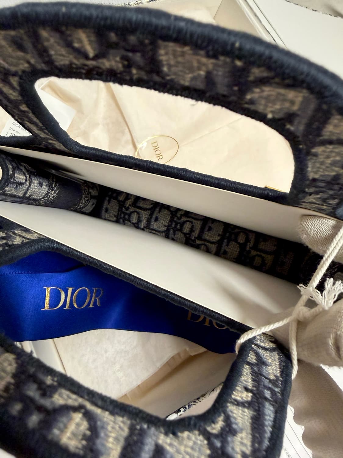 정품 디올 북토트 미니 (미사용 보관품) 상품이미지8
