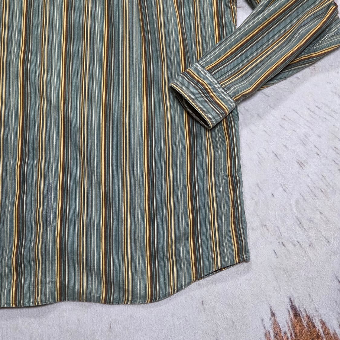 헤지스 그린 브라운 골덴 스트라이프 셔츠 상품이미지6