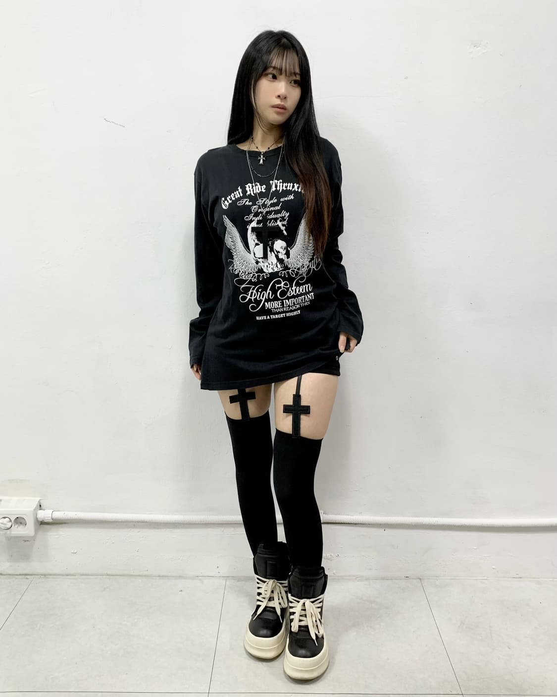 [THRUXTON] 펑크 스컬 날개 레터링 롱슬리브 상품이미지2