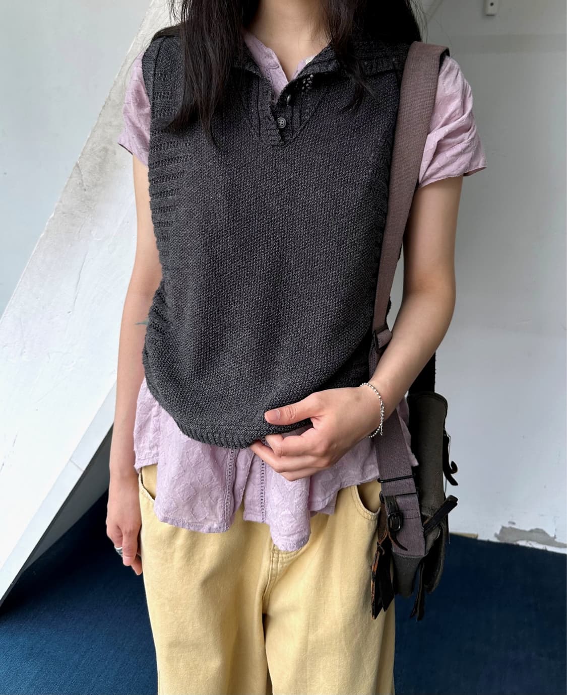 Loose gauge knit fabric sleeveles top 상품이미지8