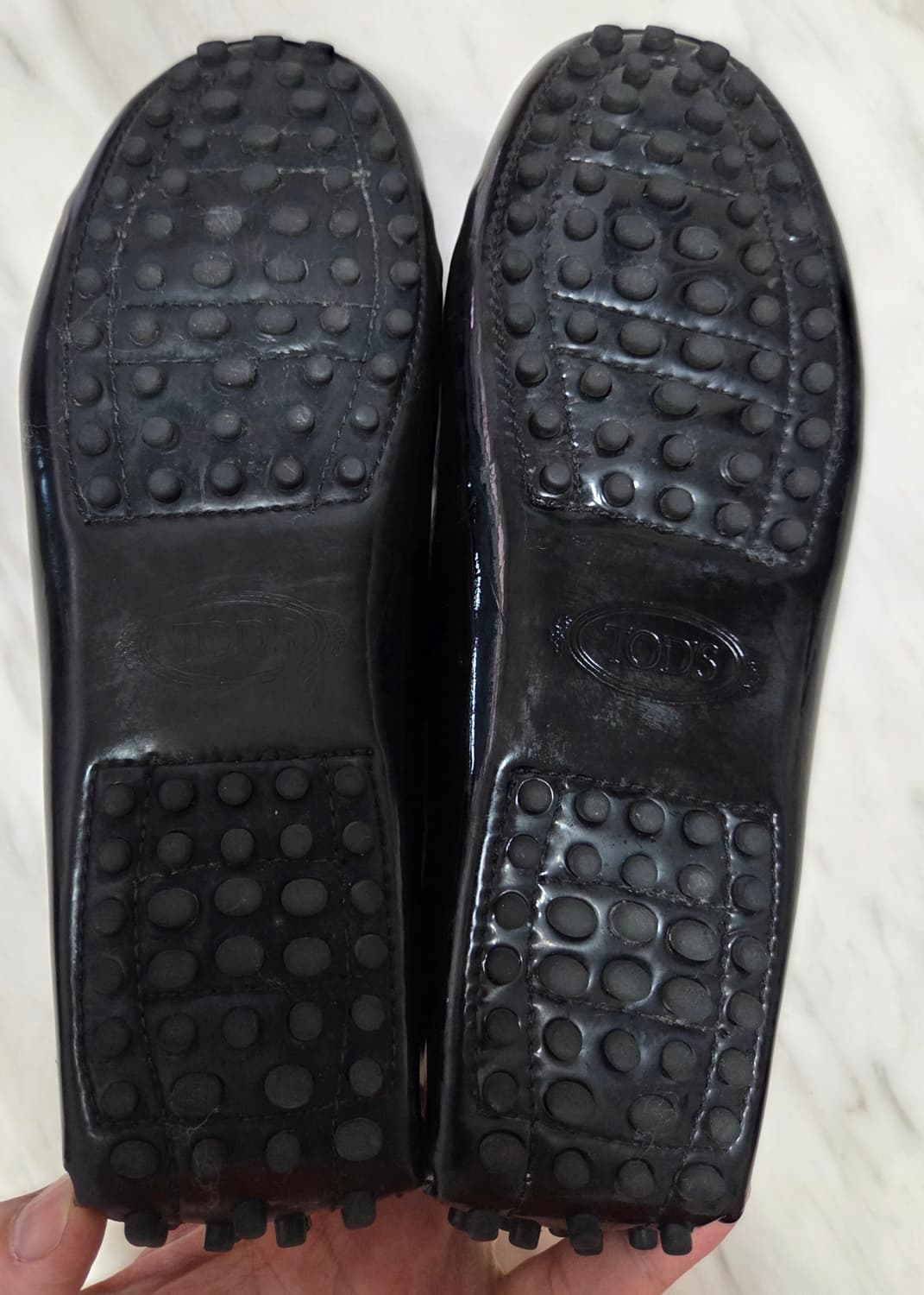 토즈 고미노 블랙 페이턴트 레더 로퍼 상품이미지8