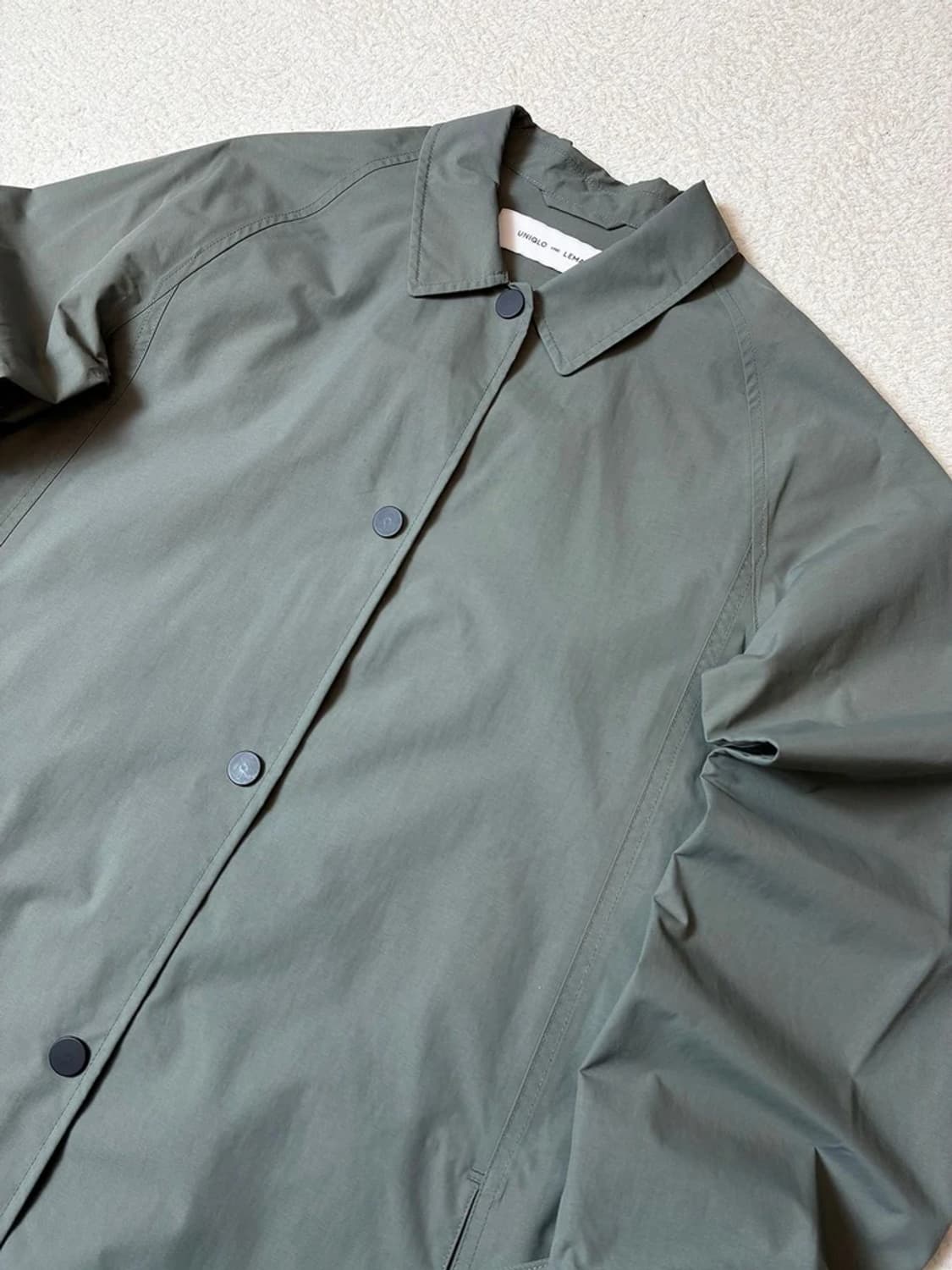 유니클로 x 르메르 웨더 벨티드 트렌치 레인코트 PN7202 상품이미지3