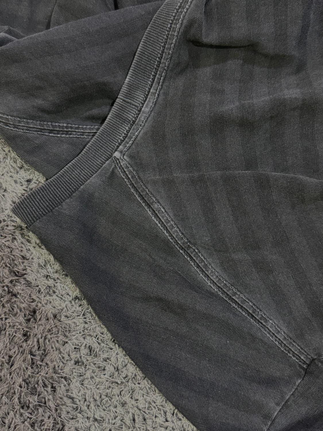 해칭룸 빈티지 스트라이프 티 차콜 4 상품이미지5