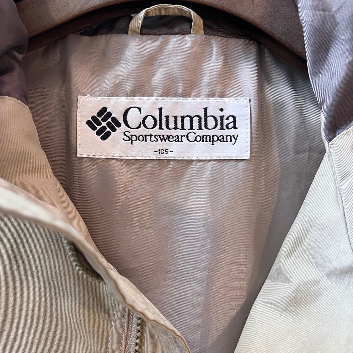 컬럼비아 베이지 바람막이 상품이미지5