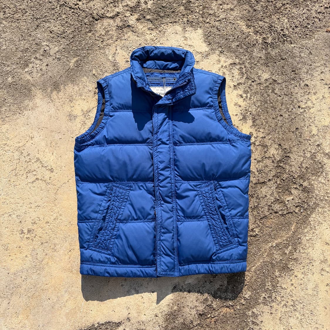 아베크롬비 빈티지 구스다운 베스트패딩 M 상품이미지1