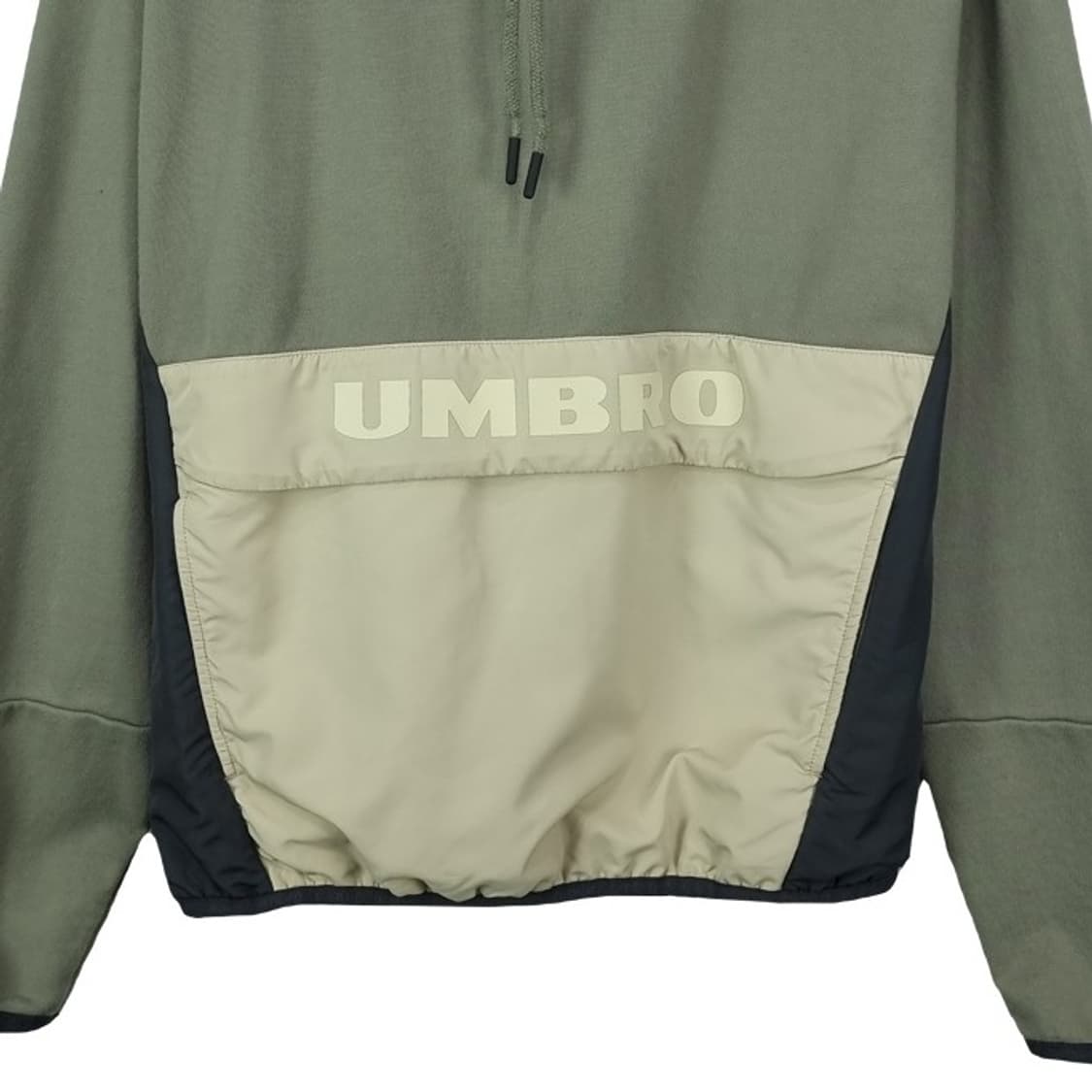 [엄브로] 로고 프린팅 나일론 도킹 오버핏 후드티 M19505 상품이미지5