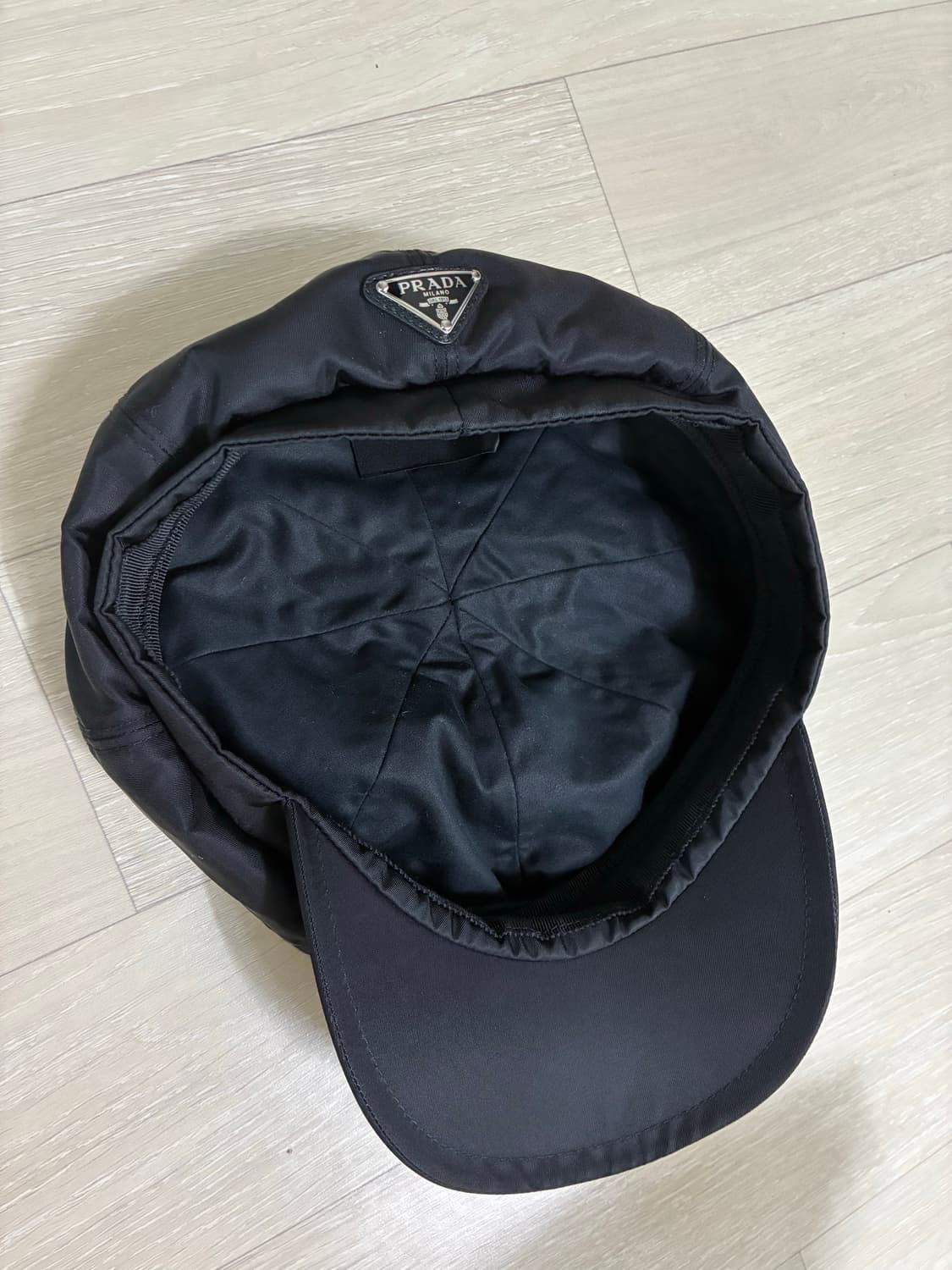 프라다 리나일론 베레모 L사이즈 상품이미지1