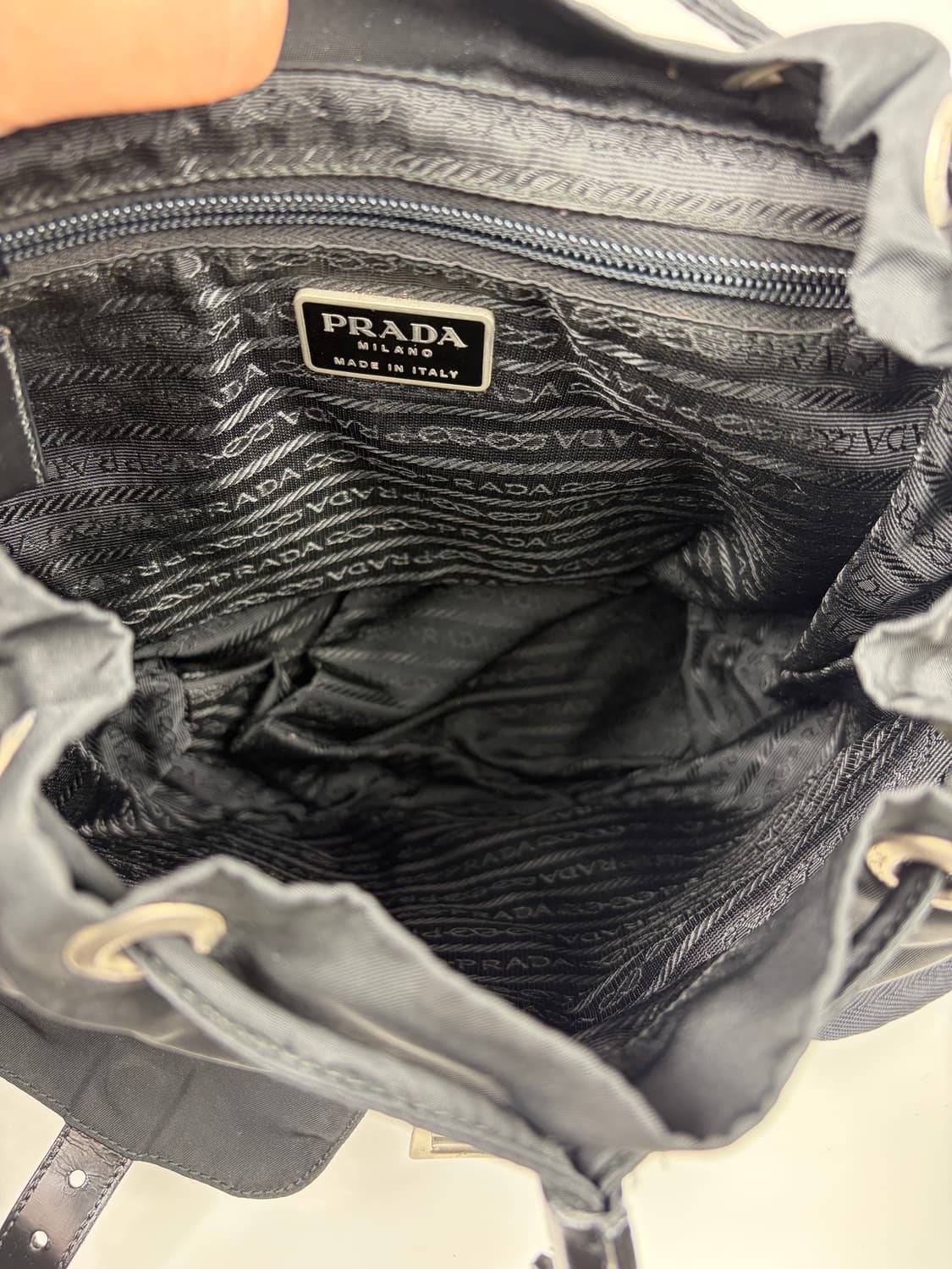 프라다 나일론 투포켓 스몰 백팩 상품이미지9