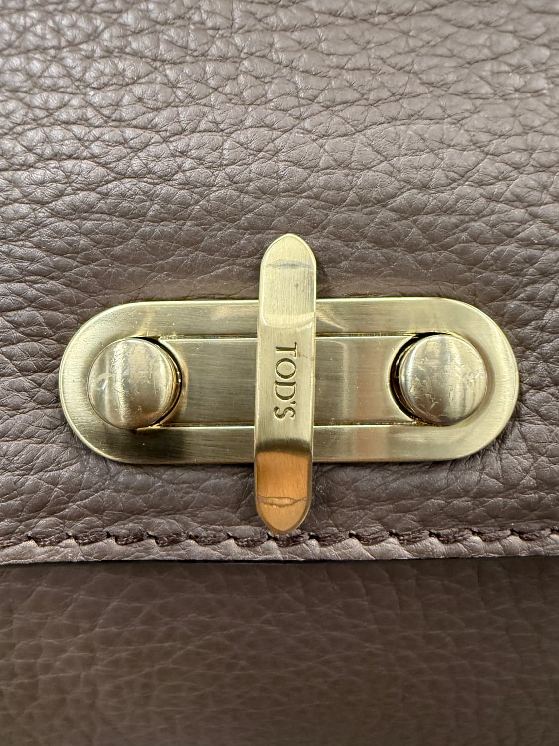 TOD'S 브라운 레더 토트백 상품이미지3