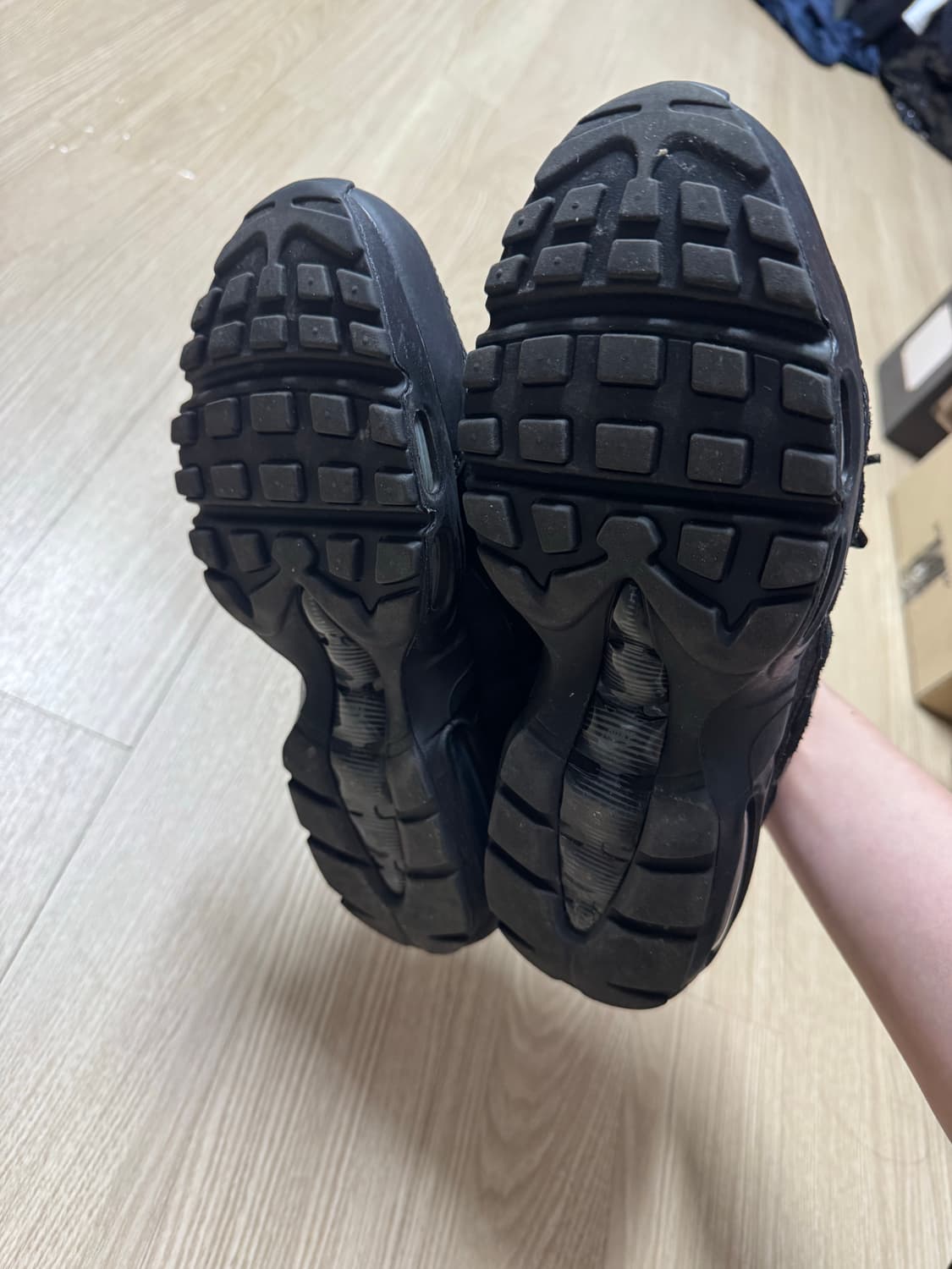 나이키 에어맥스 95 255mm 블랙 상품이미지4