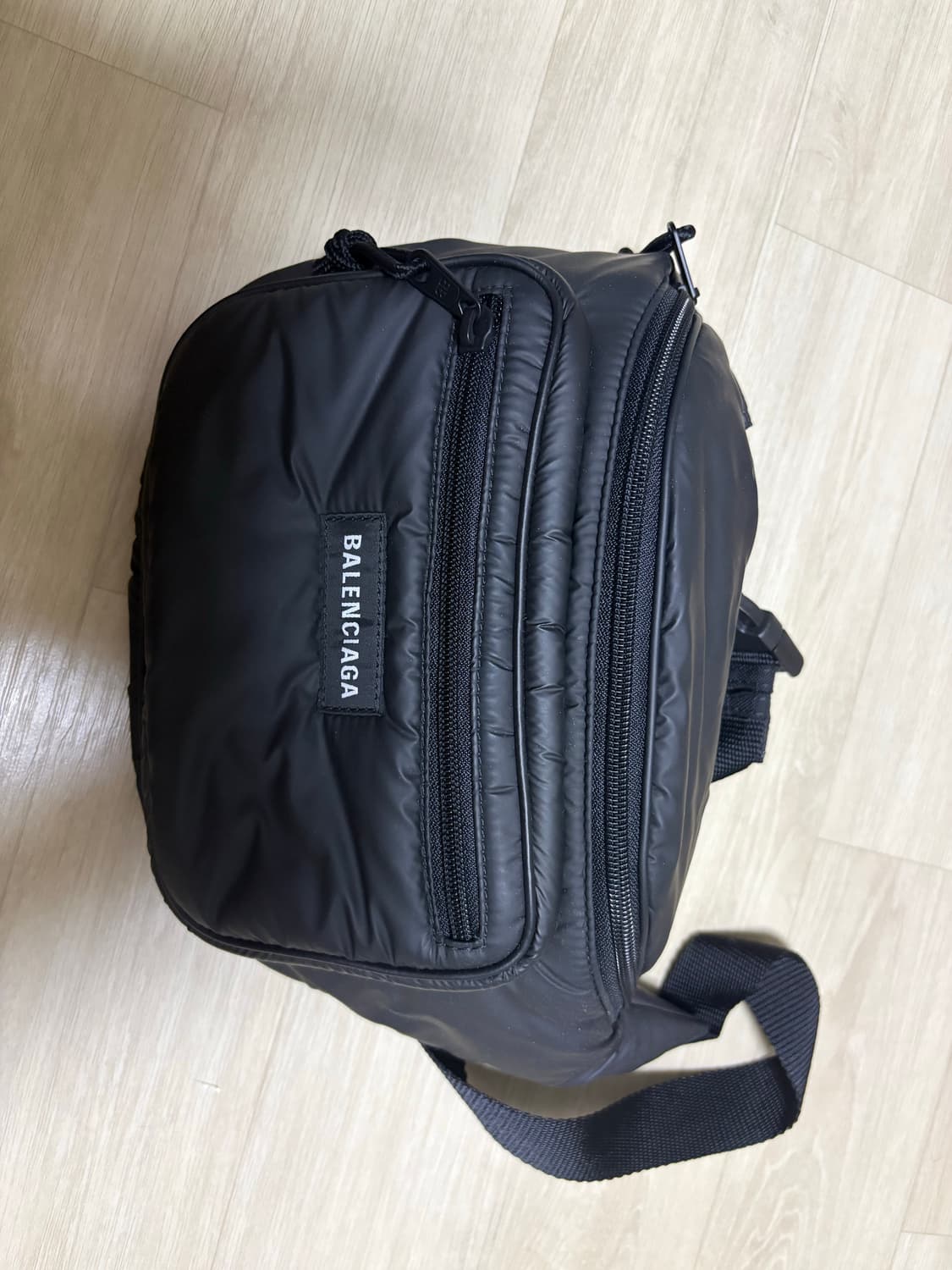 발렌시아가 벨트백 상품이미지1
