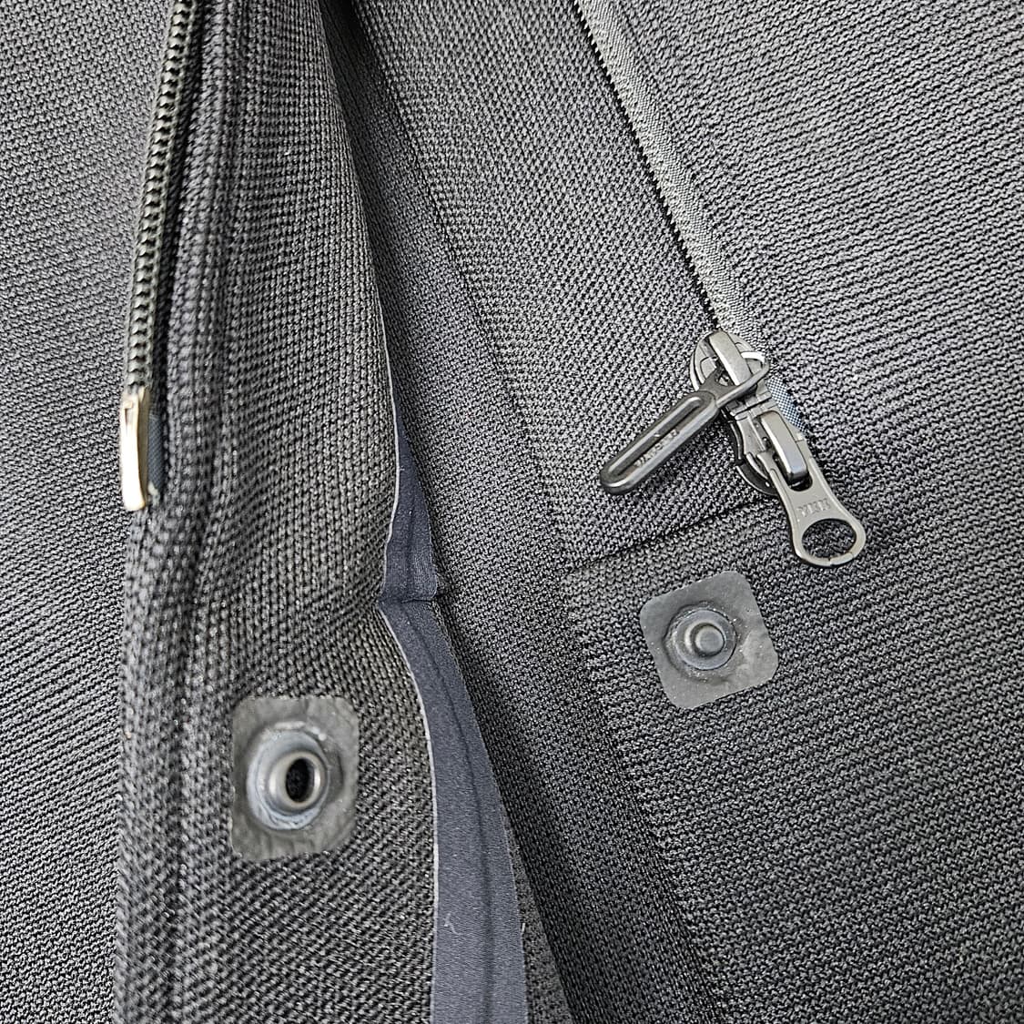 데상트 퓨전니트 롱 코트 자켓 남자100 상품이미지9