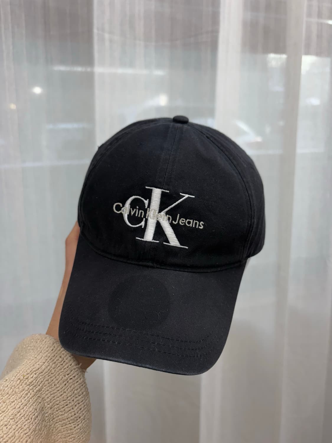 CK 캘빈클라인 모노그램 로고 볼캡 모자 상품이미지1