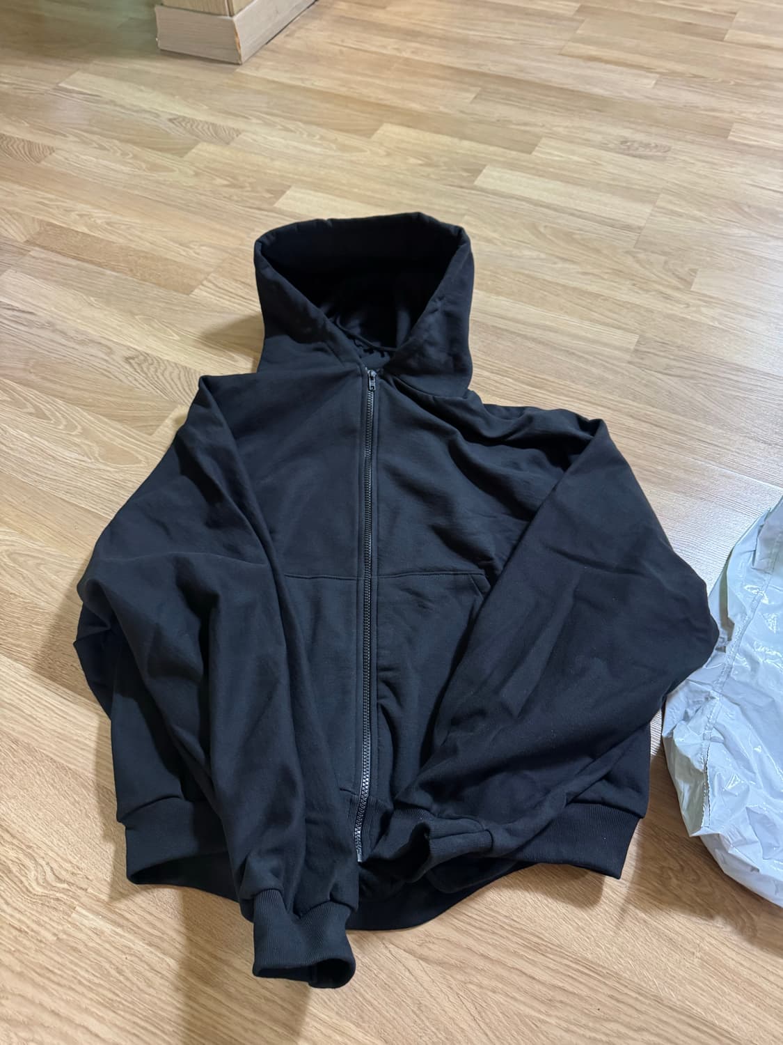 2025 신상 Yeezy 이지 HD-03 올블랙 (3사이즈) 새것 미사용 상품이미지3