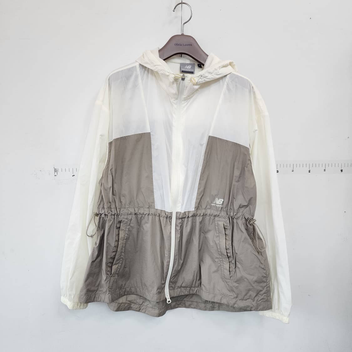 뉴발란스 배색 후드 바람막이 자켓 상품이미지1