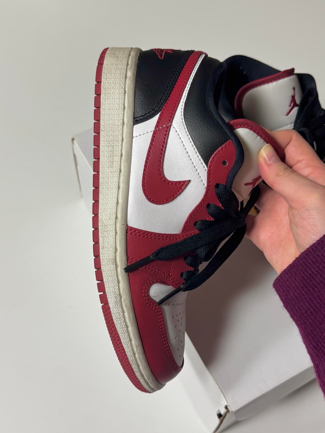 [230] 조던 1 로우 화이트 짐레드 상품이미지4