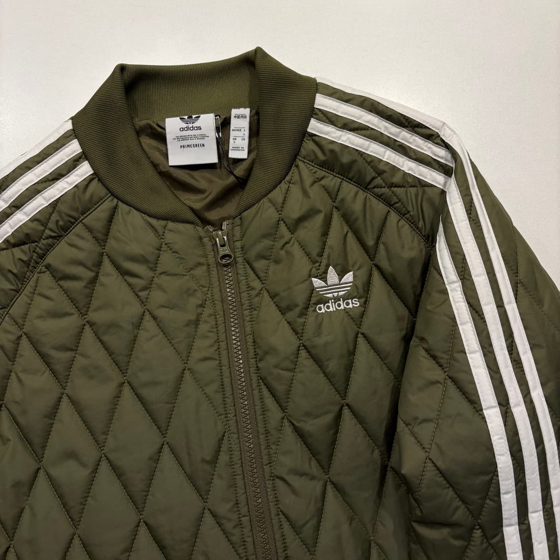 [S] 아디다스 3선 퀼팅 패딩 자켓 카키 C648 상품이미지3