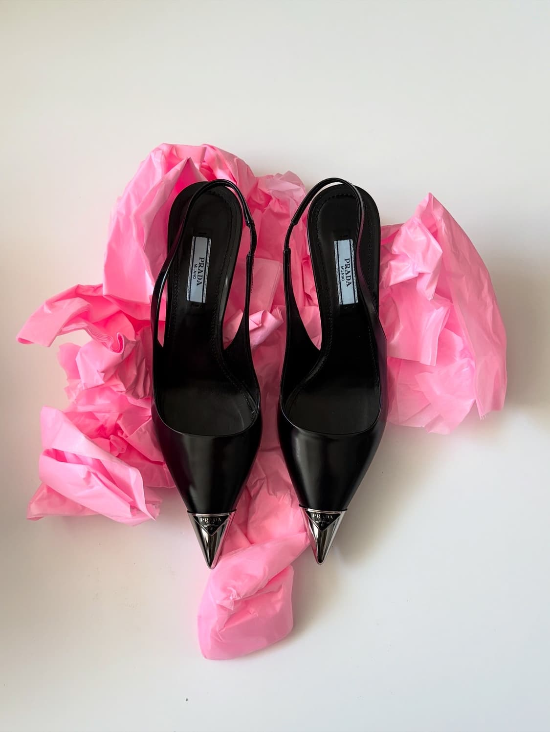 프라다 슬링백 상품이미지1