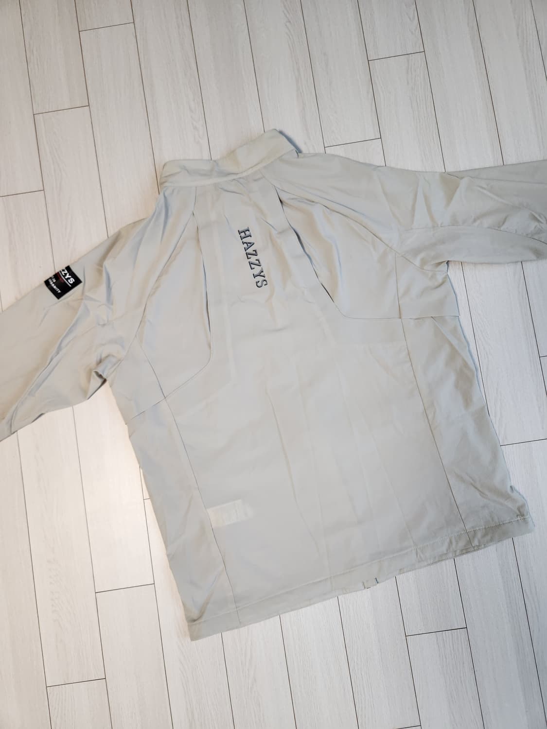 새상품급)헤지스 남성 골프 바람막이 집업 자켓 사이즈110 상품이미지9