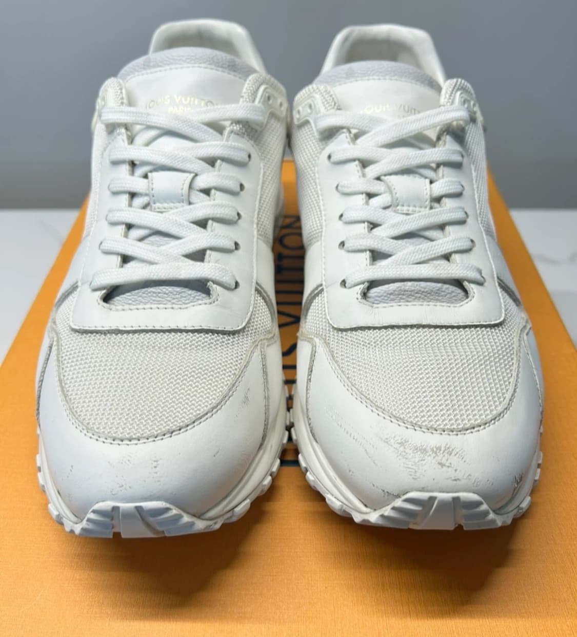 백화점정품) 루이비통 런어웨이 모노그램 남성 스니커즈팝니다. 상품이미지3