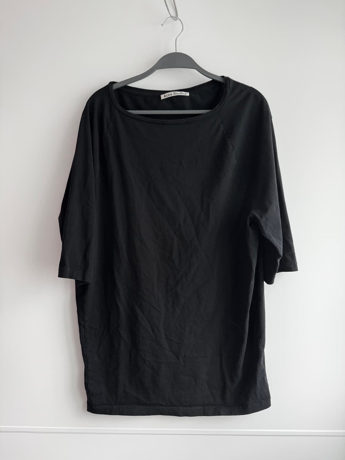 아크네 스튜디오 링거 반팔티 상품이미지1