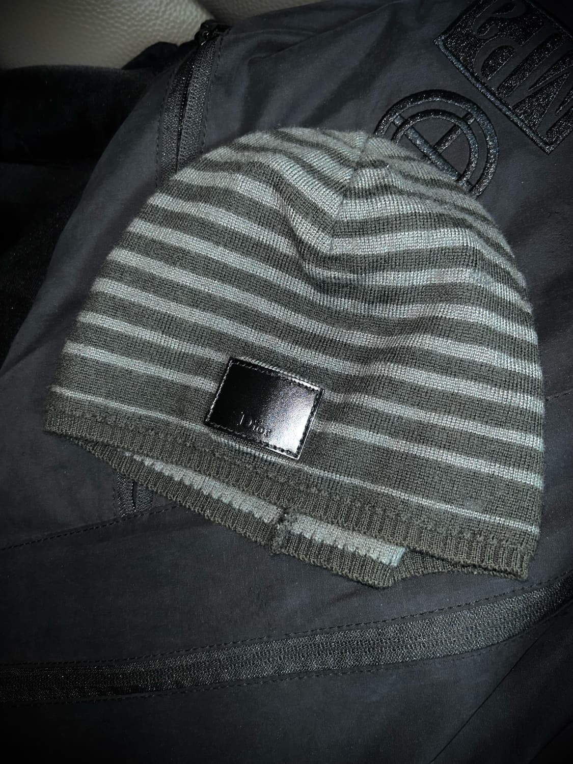 디올 옴므 비니 상품이미지1