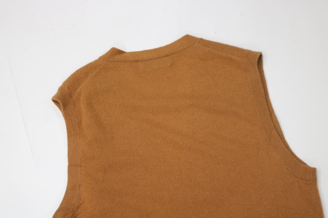 입생로랑 90s 빈티지 100% 캐시미어 니트 베스트 카멜 (L) 상품이미지8