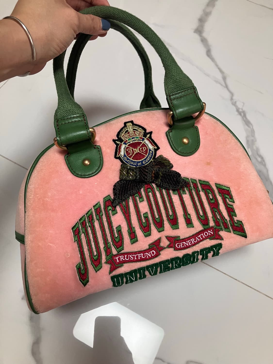 y2k 쥬시 꾸뛰르 juicy couture 볼러백 토트 벨루아 상품이미지1