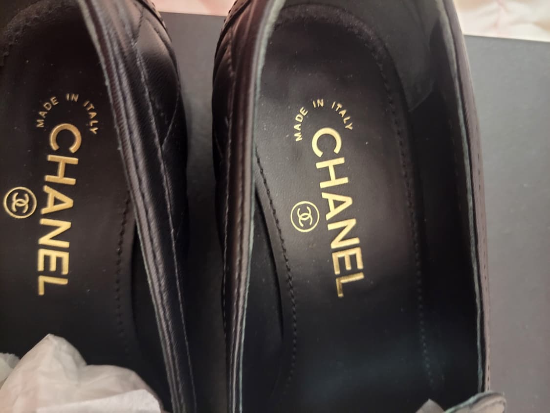 정품)최저가급처5번정도신은 상태좋은!샤넬 CC 하트 로고 퀄팅 로퍼 구두 상품이미지9