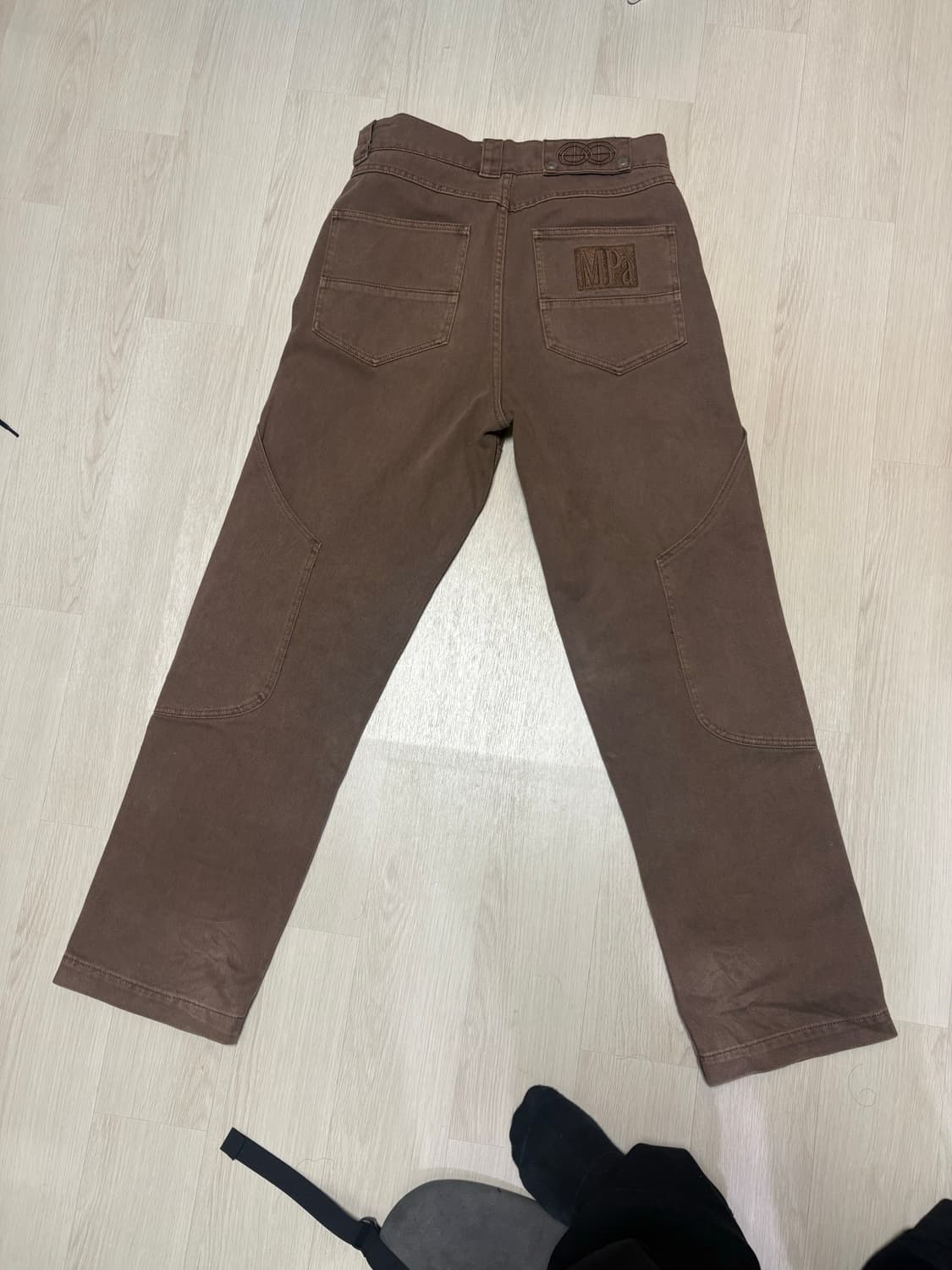 플라스틱 프로덕트 MPa CALF POCKET PANTS(브라운) 상품이미지1