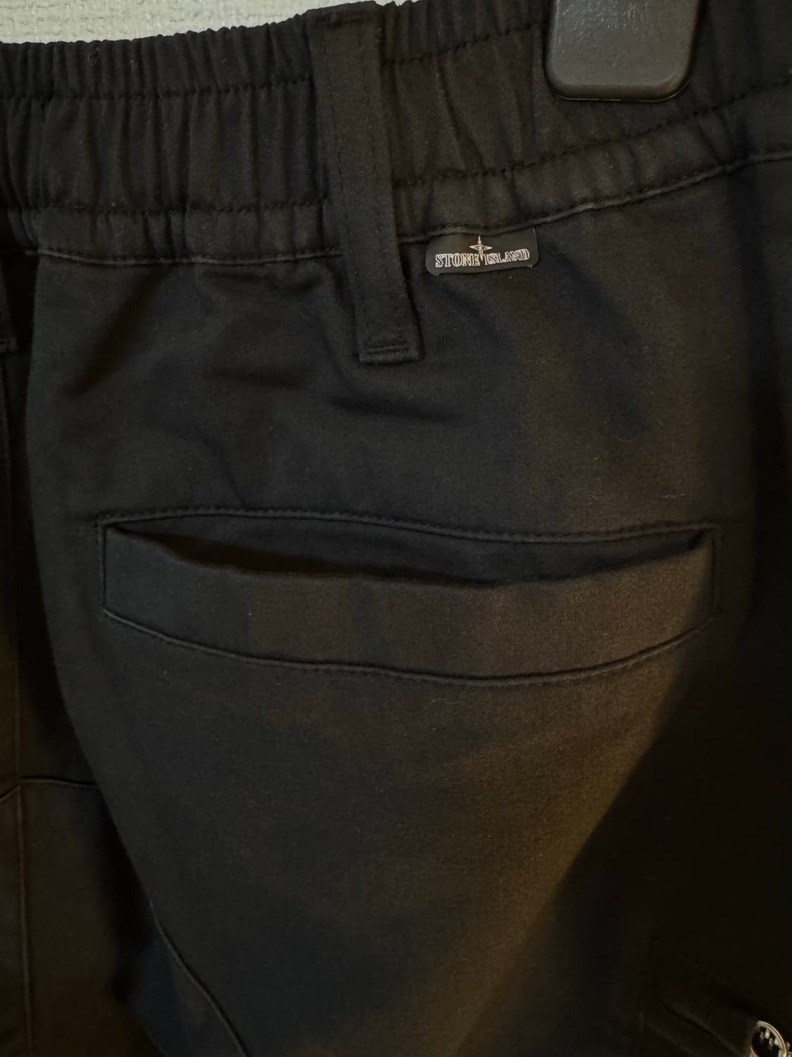 [44]스톤아일랜드 쉐도우 프로젝트 카고팬츠 블랙 상품이미지5