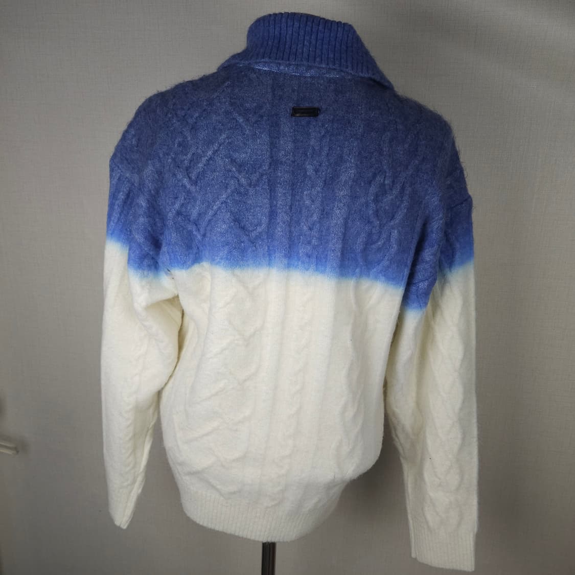 아더에러 카라니트티 남자95사이즈 상품이미지5