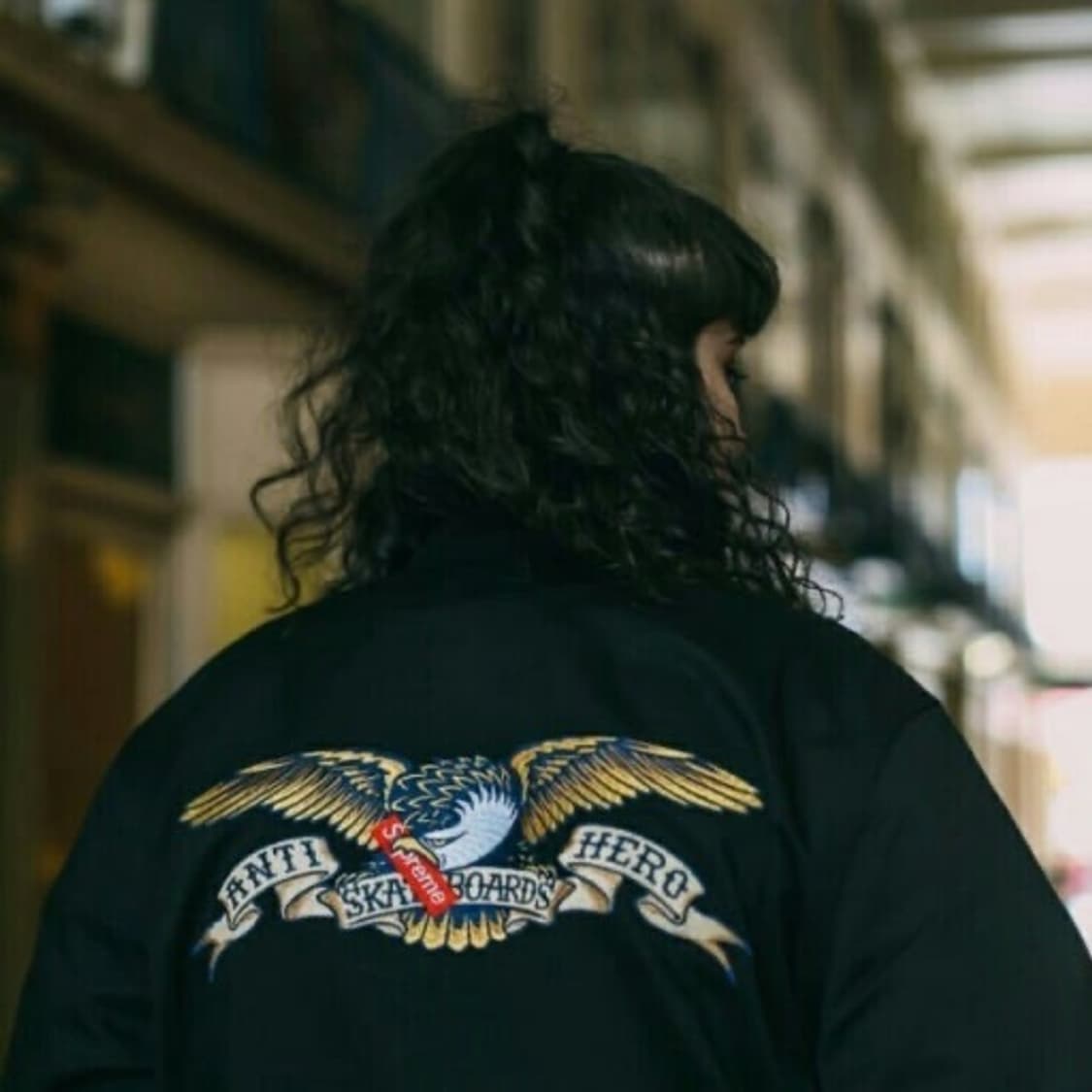 슈프림 안티히어로 봄버 M 상품이미지3