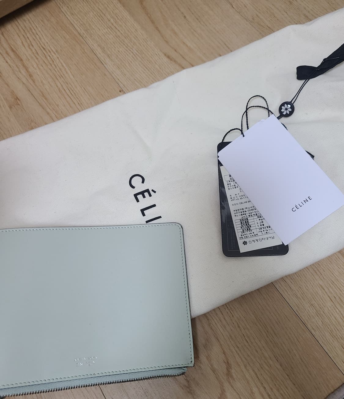 셀린느 트위스트 카바스 스몰 사이즈 상품이미지7