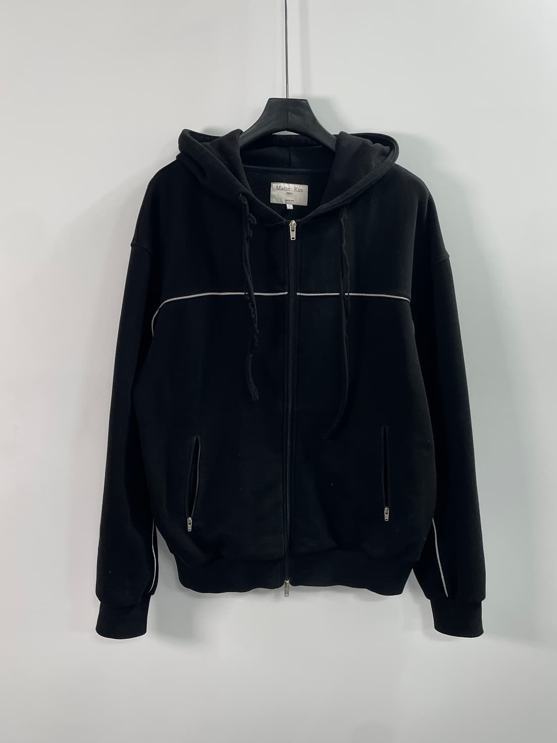 마뗑킴 아플리케 파이핑 오버핏 후드집업 (on.23) 상품이미지1