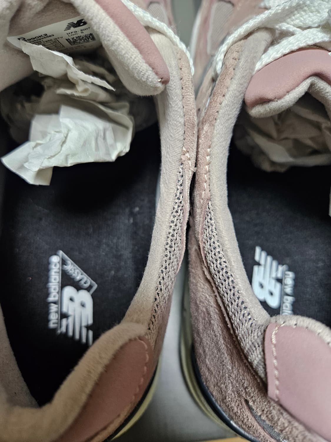 뉴발란스 Kith 990v2 rose 상품이미지2
