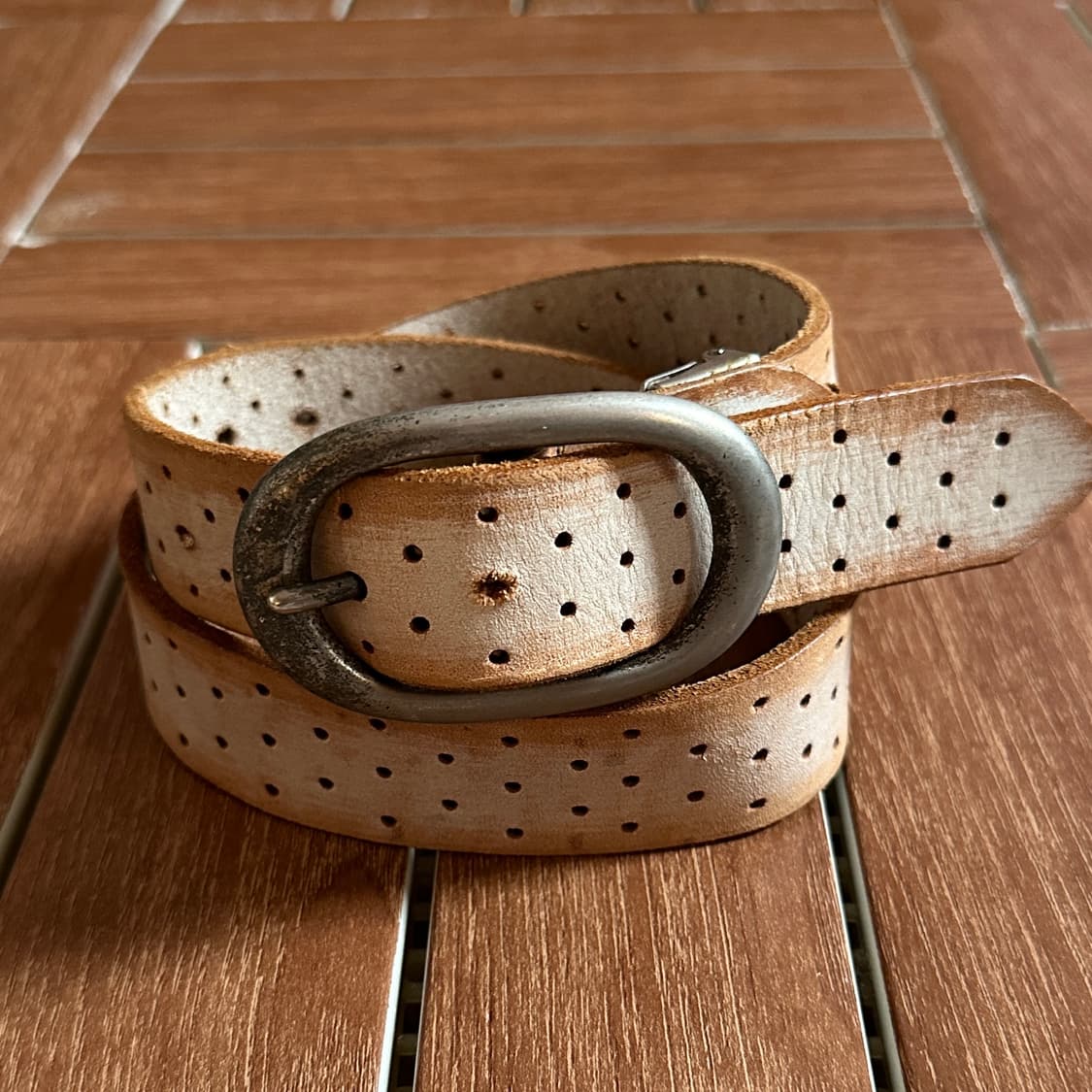 Vintage leather punching belt 상품이미지1