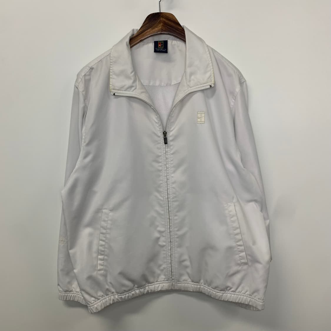 나이키 테니스로고 화이트 바람막이 자켓  상품이미지2