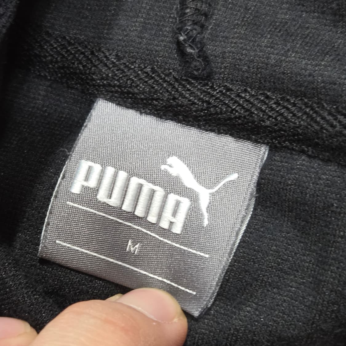 푸마 벨벳 블랙 후드티 상품이미지7