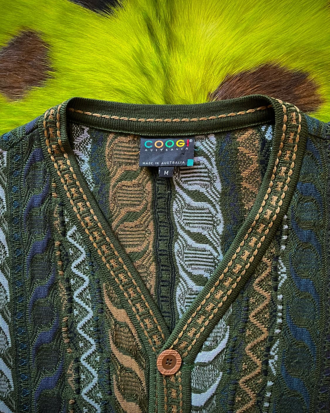 1990s COOGI 3D Cable Green Knit Cardigan 상품이미지4