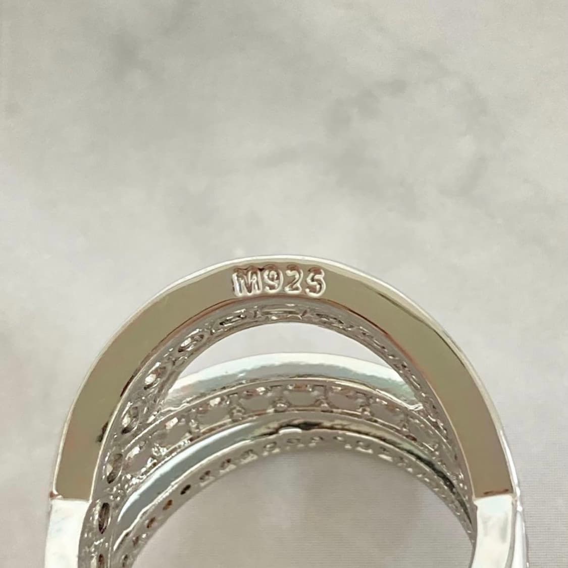 비비안웨스트우드 아카이브 3단화이트 큐빅 로고링 반지(새상품) 상품이미지4