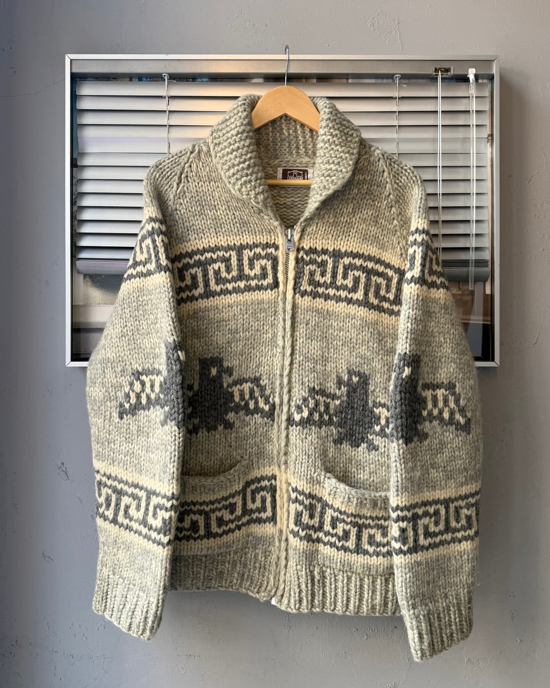 Longhouse HAND MADE IN CANADA Cowichan  상품이미지1