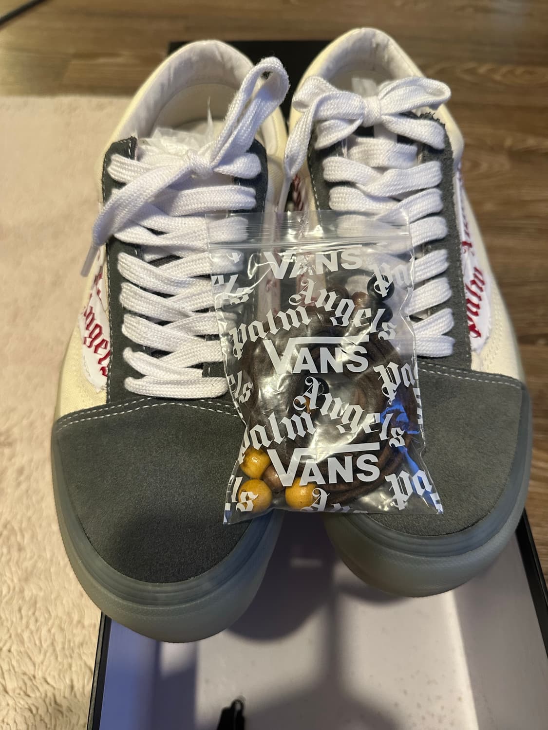 반스 x 팜엔젤스 270 상품이미지2